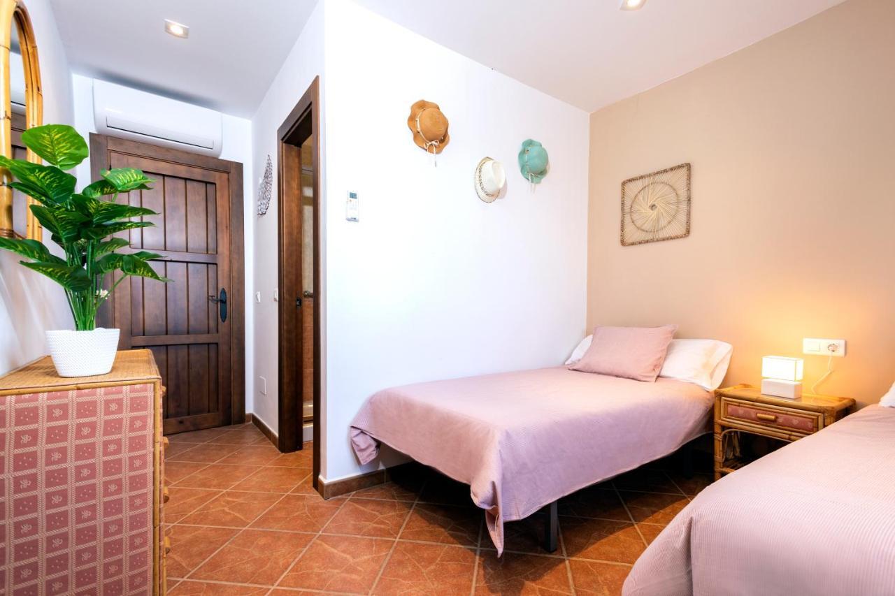 Holiday Home El Encinar Alcaucín Exterior foto